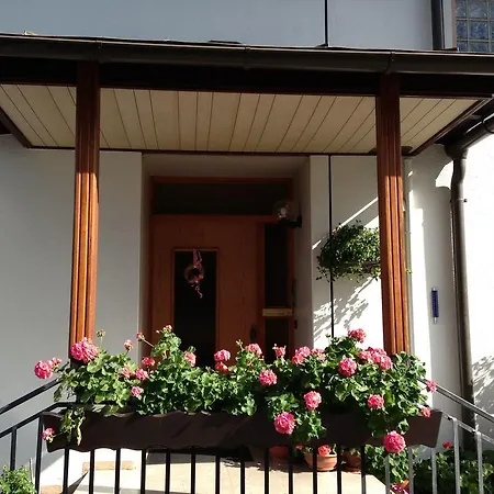 住宿加早餐酒店 Gastehaus Ulbing 菲拉赫